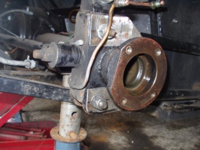 Rescued attachment plate bolted rear sml.jpg